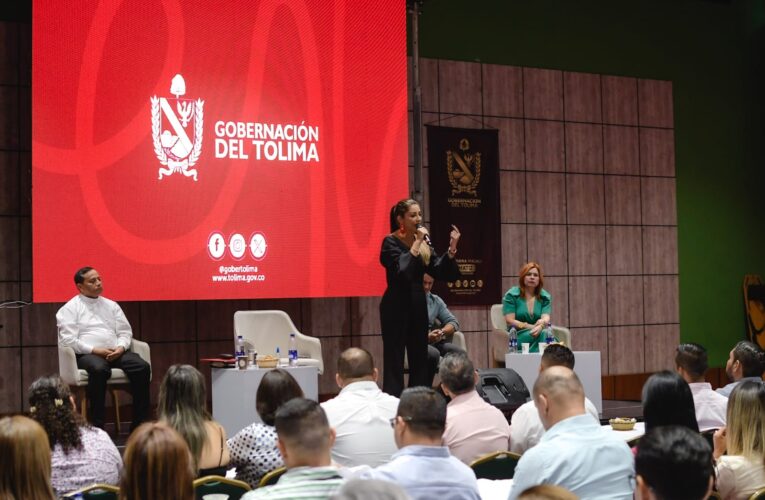 “Una gobernación de puertas abiertas”: el llamado de Adriana Magali Matiz a sus funcionarios”