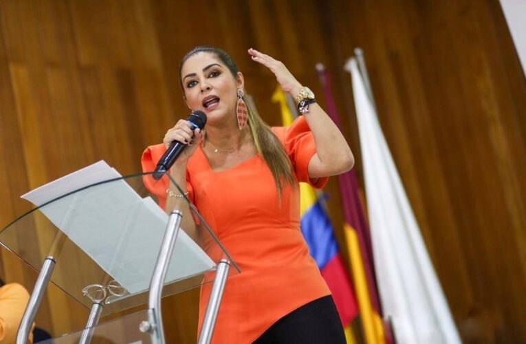 Gobernadora Adriana Magali Matiz pide a contratista acelerar obras del Coliseo Menor y advierte no dar más plazos para su ejecución