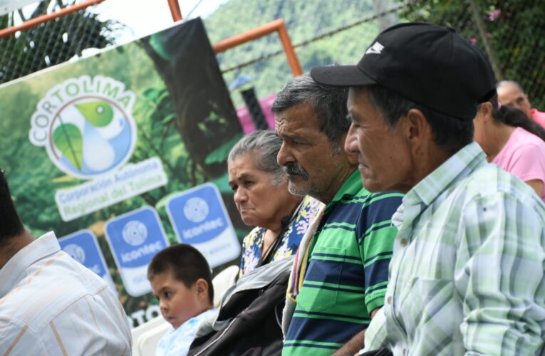 Cortolima formalizó entrega de Sistemas de Tratamiento de Aguas Residuales en San Bernardo