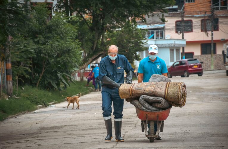 Con jornada de recolección de residuos, Cortolima conmemoró el Día Mundial de la Educación Ambiental