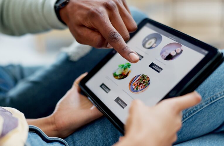 Más de 60 mil títulos al alcance de un clic: biblioteca digital de Comfenalco Tolima amplía su oferta para los afiliados